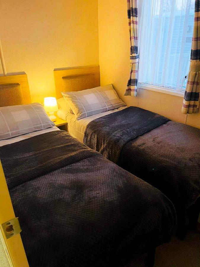 The Sunflower Luxury Caravan At Tattersall Lakes Hotel Tattershall Buitenkant foto