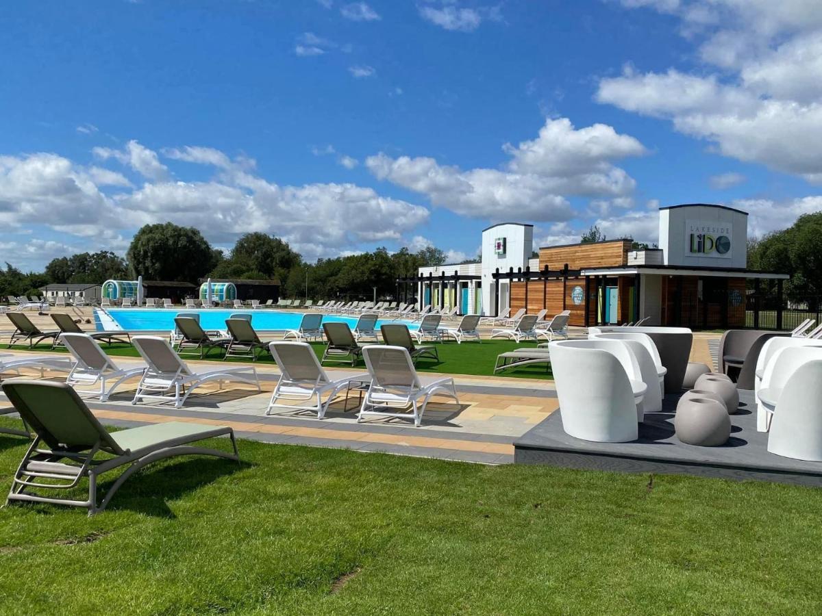 The Sunflower Luxury Caravan At Tattersall Lakes Hotel Tattershall Buitenkant foto